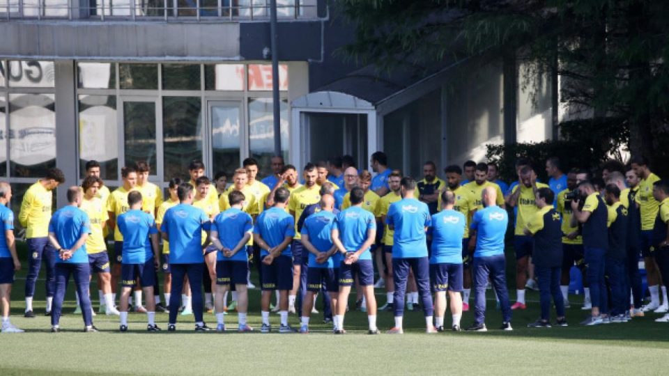 Fenerbahçe’nin Zimbru maçı kadrosu açıklandı