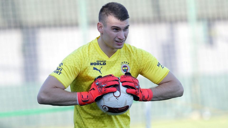 Livakovic, Fenerbahçe’deki ilk antrenmanına çıktı