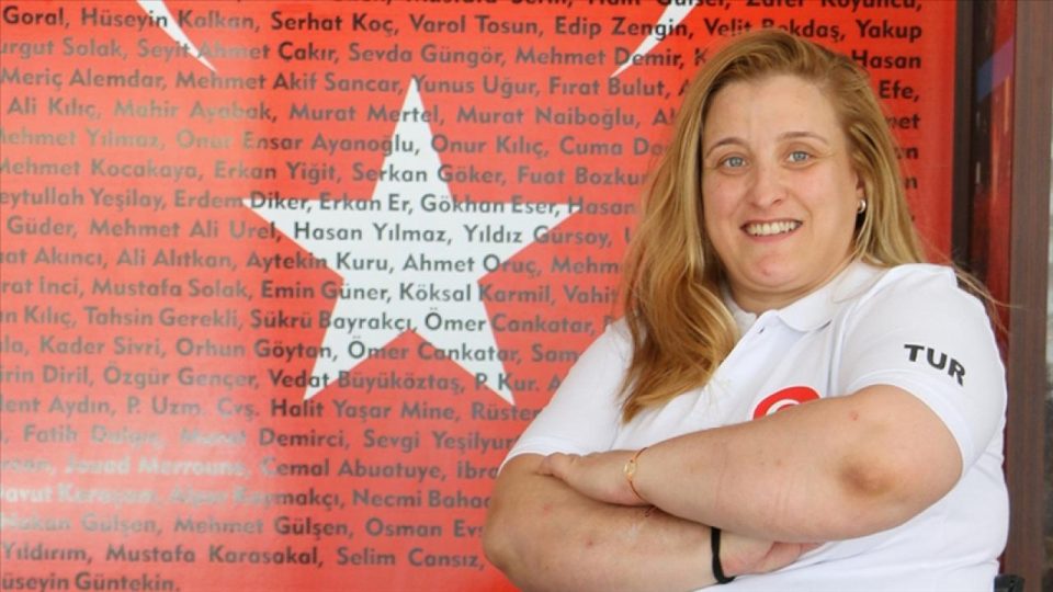 Milli paralimpik atıcı Ayşegül Pehlivanlar Avrupa Şampiyonu